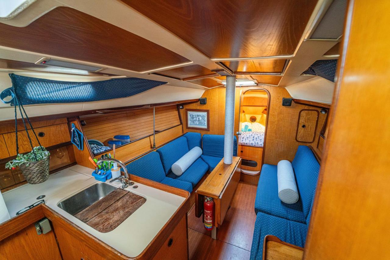 Fortuna In Boat Hotel Marina di Camerota Exterior foto